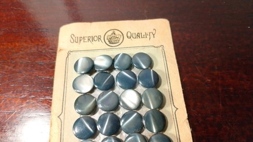 Antique Superior Quality Shell Buttons Set 24pc Vintage Carded Lot Round 1cm - Picture 6 of 8