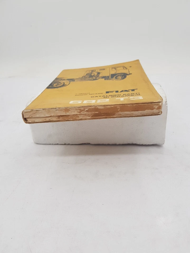 Manual De Taller Catálogo De Piezas De Repuesto Fiat 682 T3 Camión 1^ Edición 63 - Imagen 2 de 4