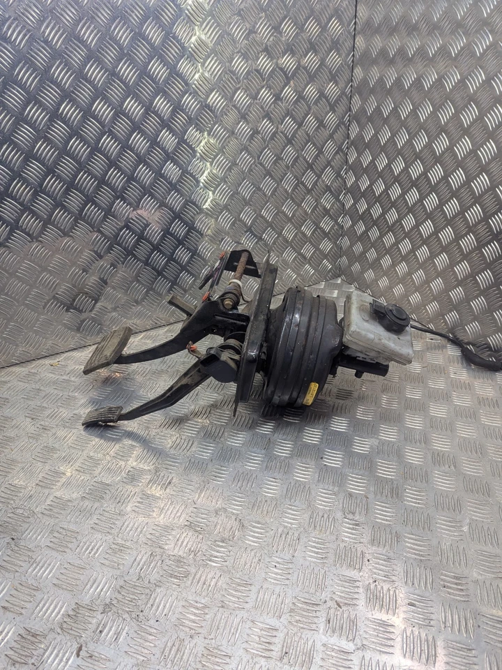 LAND ROVER DISCOVERY 2 TD5 CAJA DE PEDAL AUTOMÁTICO CON SERVO FRENO SJB102120 (S3) Foto 3 de 4