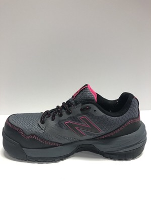 New Balance Women display picture 1