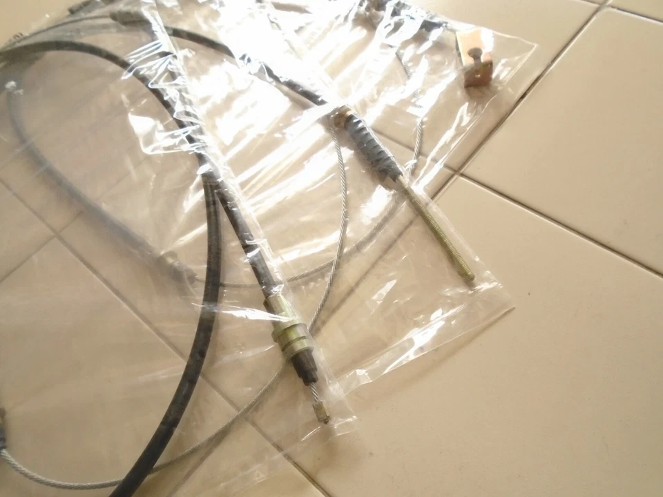 JUEGO DE 4 GANCHOS UTE CABLE FRENO MANO CAMIONETA DATSUN 620 NISSAN PICKUP PLATÓN CORTO NUEVO Foto 3 de 4