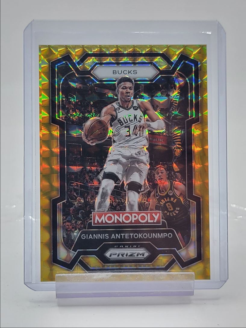GIANNIS ANTETOKOUNMPO 2023-24 PRIZM BASKETBALL MONOPOLY GOLD /49 Q2911