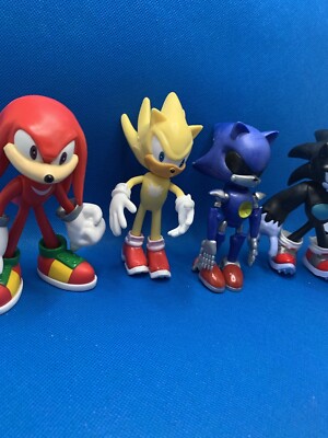 Sonic Hedgehog  Bundle Of Four Knuckles Super Sonic Metal Were hog 6 