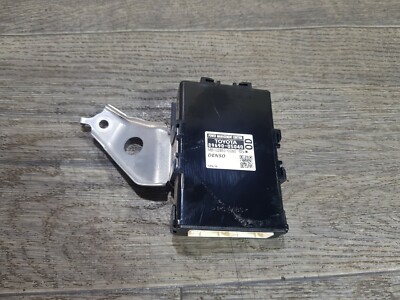 TOYOTA AVENSIS T270 2009-2012 POWER MANAGEMENT CONTROL MODULE UNIT 89690-05040