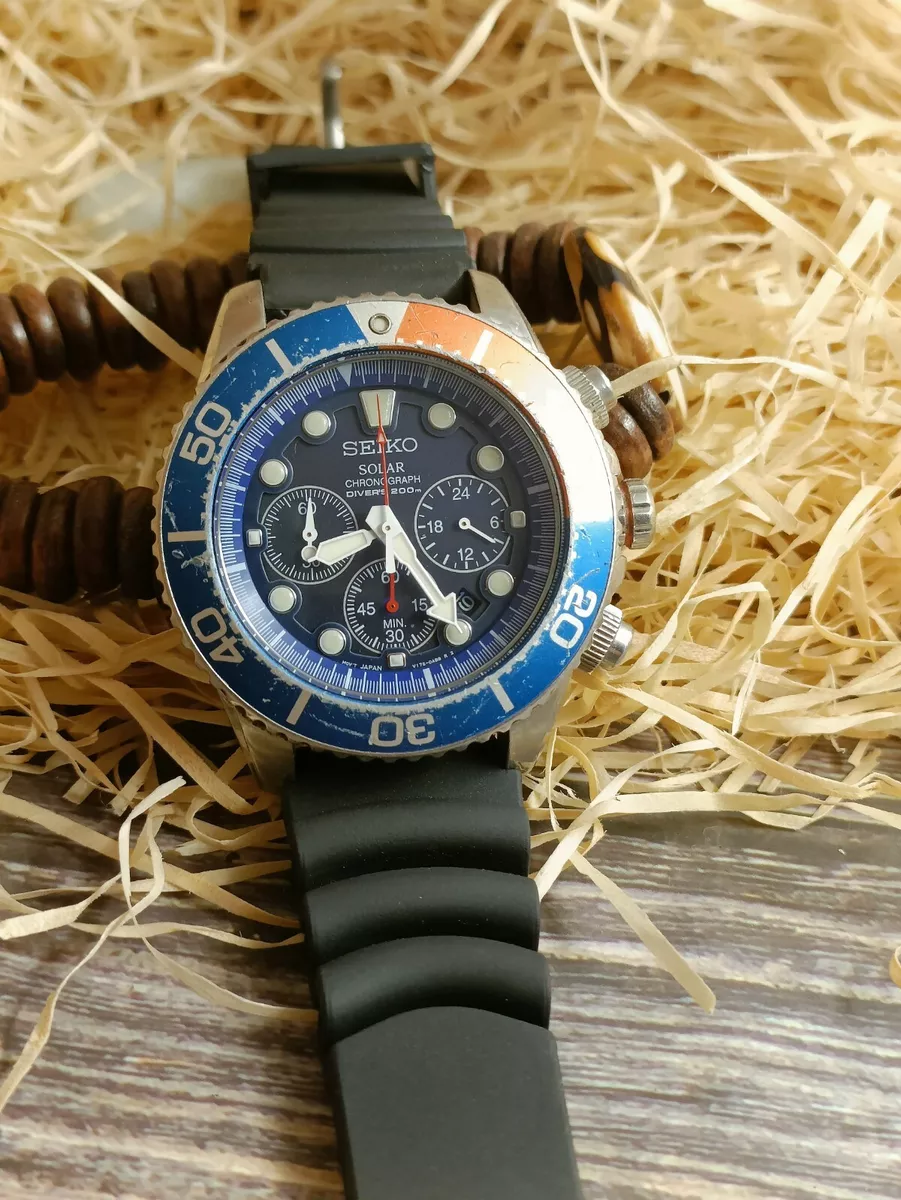 AUTHENTIC SEIKO SOLAR CHRONOGRAPH AIR DIVER'S QUARTZ MEN'S PEPSI V175-0AD0 WATCH