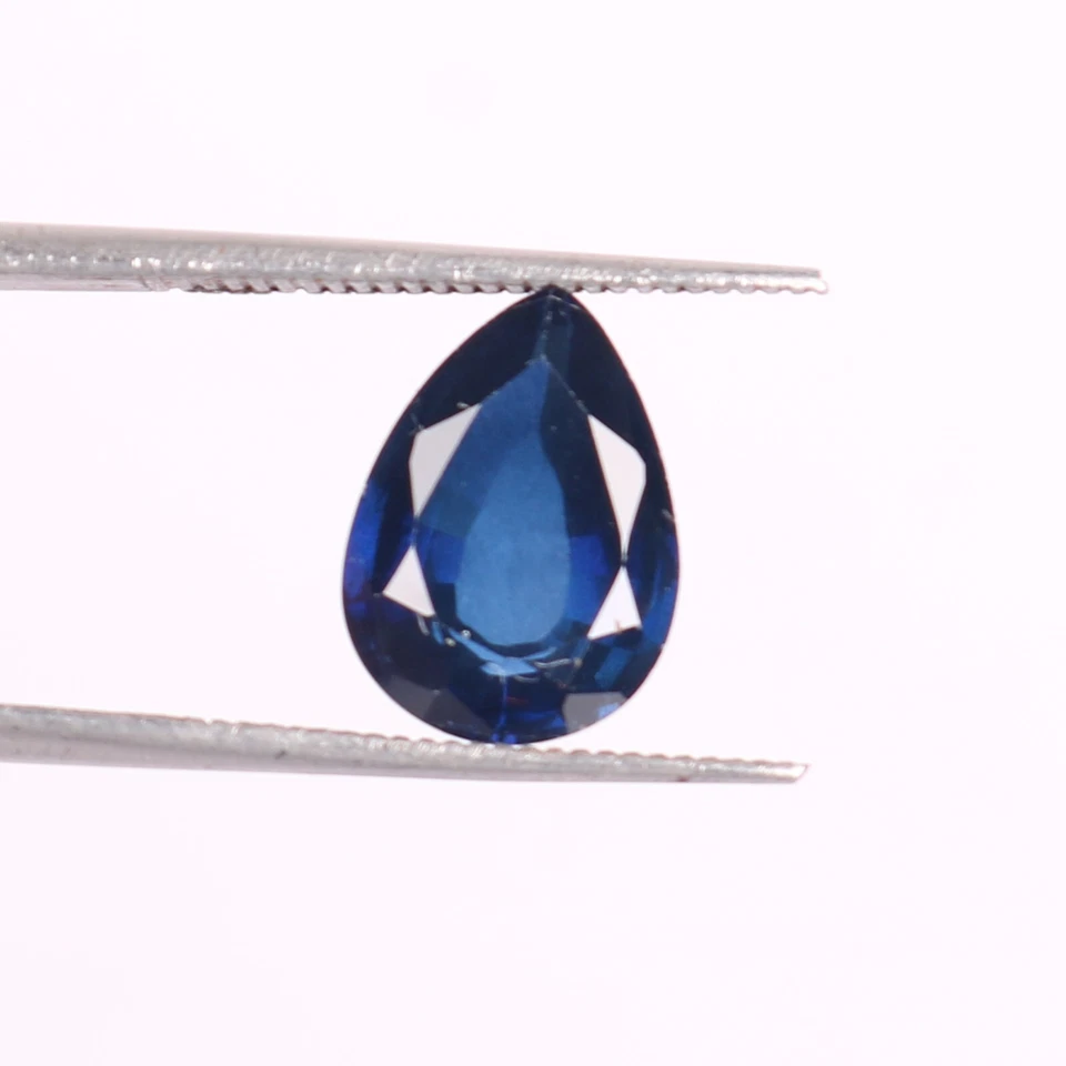 Ravishing Colr Cornflower Blue Normal Heated Sapphire 3.30 CT Ceylon Good Luster - Image 2 of 4