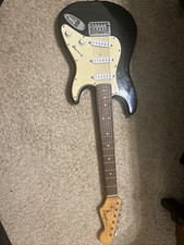 Squier Mini Stratocaster 3/4 Size Black Solid Body 6-String Right-Handed