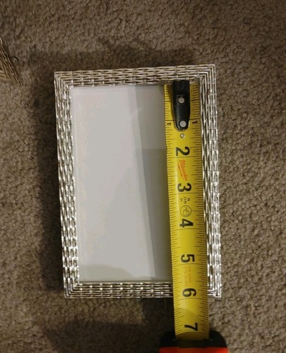 Pair Of Classic Elegance 3.5x5.5 Photo Frame Picture Woven Silver Tone Standing - Picture 9 of 10