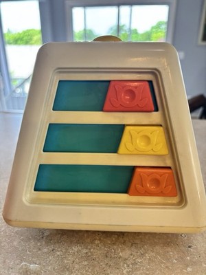 Vintage Fisher Price TURN & LEARN 1978 Baby #156 Rabbit Play Cube Telephone Toy