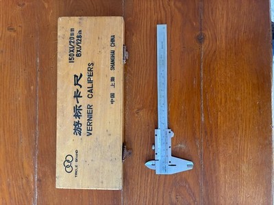 MESSSCHIEBER UND ETUI der Marke DREIZMESSER