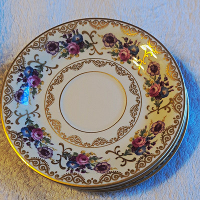 Bavaria Porcelain Set of 4 Floral Gold Trim Round Plates, Printed Backstamp