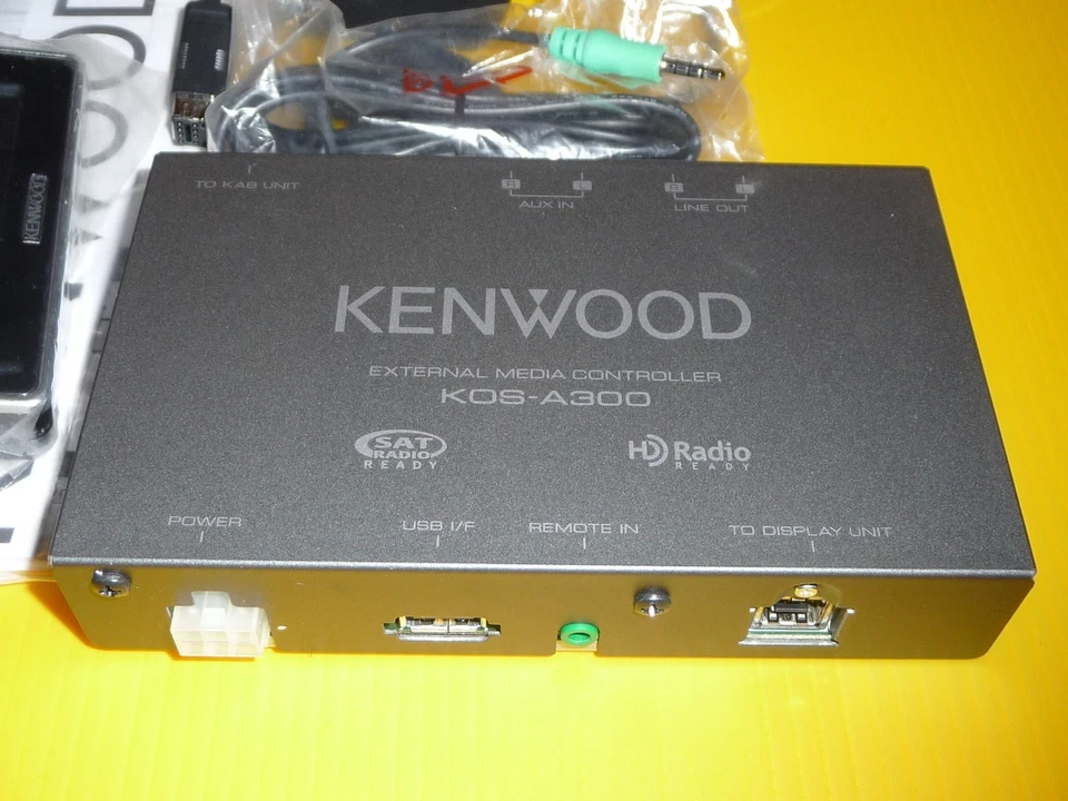 Controlador de medios externos Kenwood KOS-A300 Foto 4 de 4