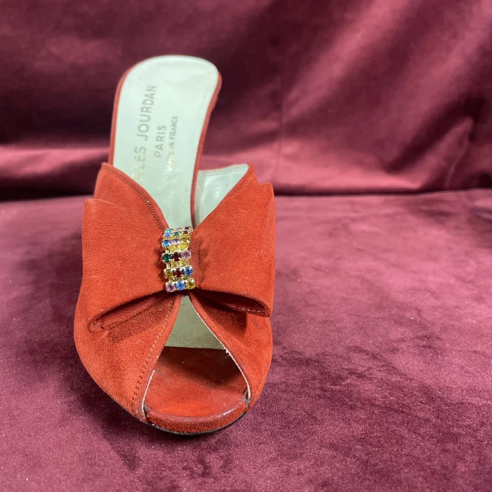 Sandalia de Tacón Alto Charles Jourdan Tacón Champagne Rojo Gamuza Años 70 Mules Foto 2 de 4