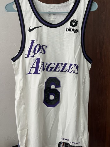 Los Angeles Lakers LeBron James White 2022/23 Authentic Jersey - City Edition