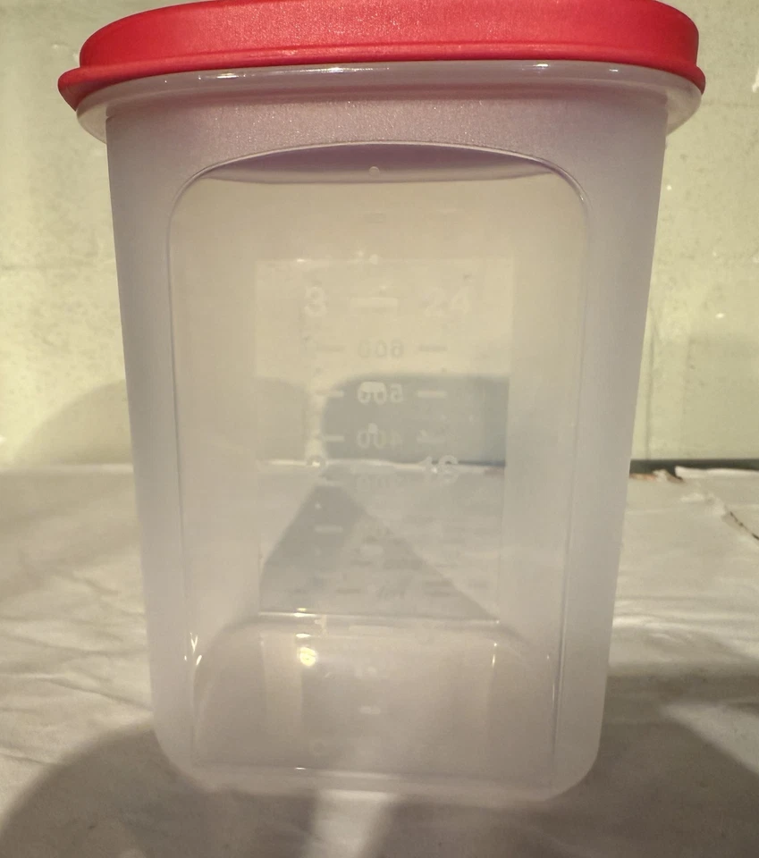 Tupperware _ Erfrischer mit Dosierskala_ Ausstellungsstück - Bild 2 von 4