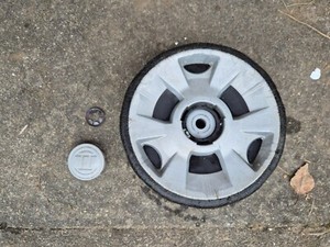 Vorderrad f. Bosch Rotak 36 Rasenmäher