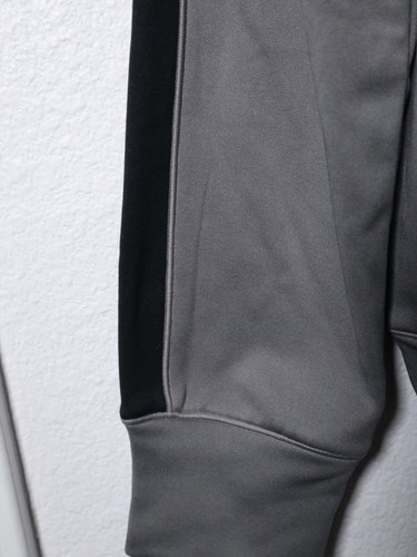 S Grey & Black Champion Sweater w Hoodie - Picture 5 of 7