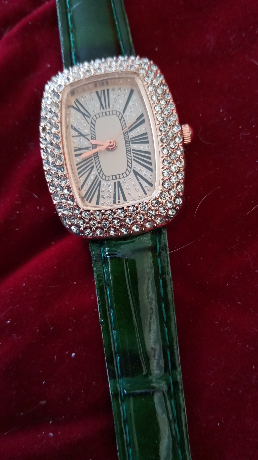 Woman's Watch GRNEGG*QRTZ*MVMT