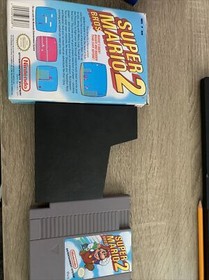 Super Mario Bros 2 Nintendo NES w Box - RARe Version w Sticker Seal