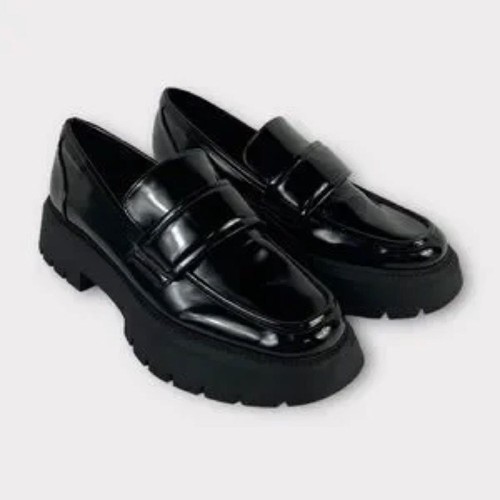 (Z3) Mocasín Zara Platform con suela gruesa de charol negro, varias tallas - Imagen 2 de 12