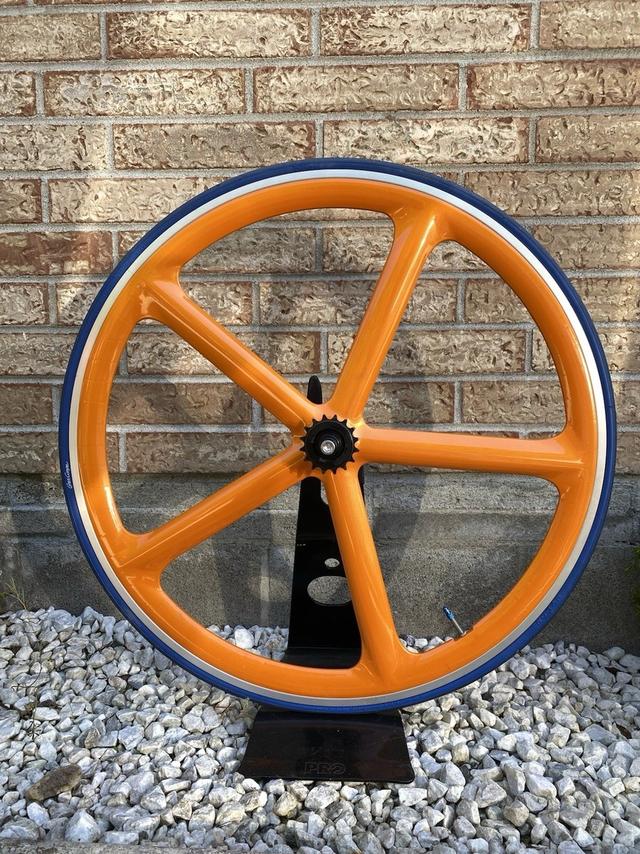 aerospoke ピスト カーボン ホイール 予想外の再入荷!!! #AEROSPOKE | ブローチャーズ - BROTURES