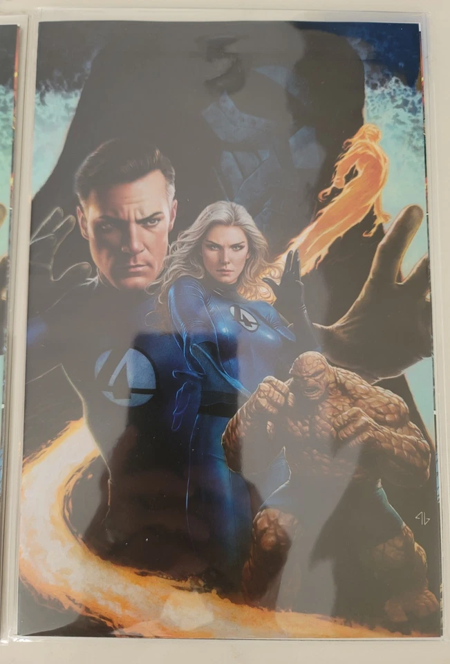 FANTASTIC FOUR #1 Adi Granov SDCC 2025 Comercio/Virgen Set Trinidad en mano!! Foto 3 de 3