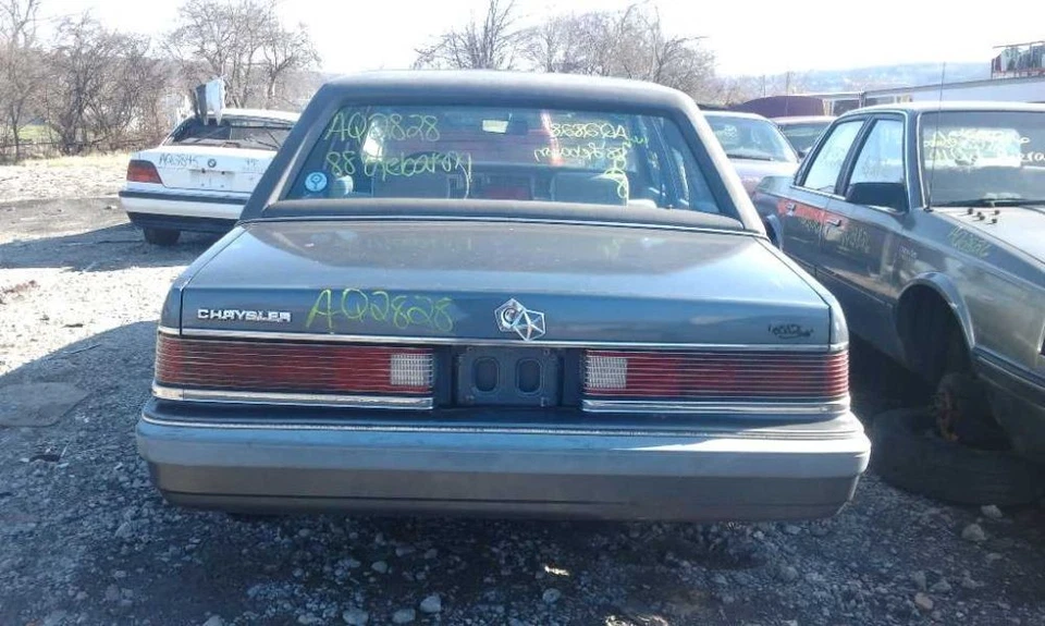 Driver Left Tail Light 4 Door Sedan Fits 86-88 LE BARON 2300482 Foto 4 de 4