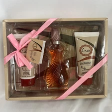 Lace Nude by Rihanna Belle Bouquet Gift Set Shower Gel Perfume Body Lotion