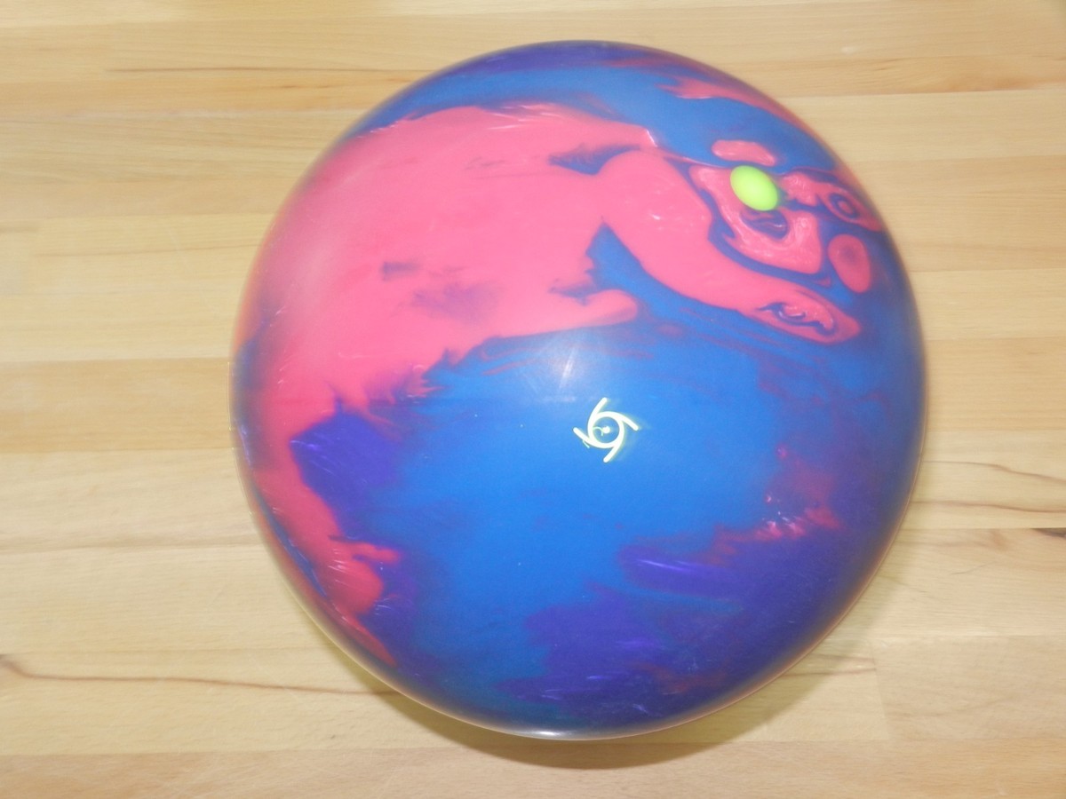 NIB 15# Storm Phaze II Bowling Ball w/Specs of 15.3/3-3.5