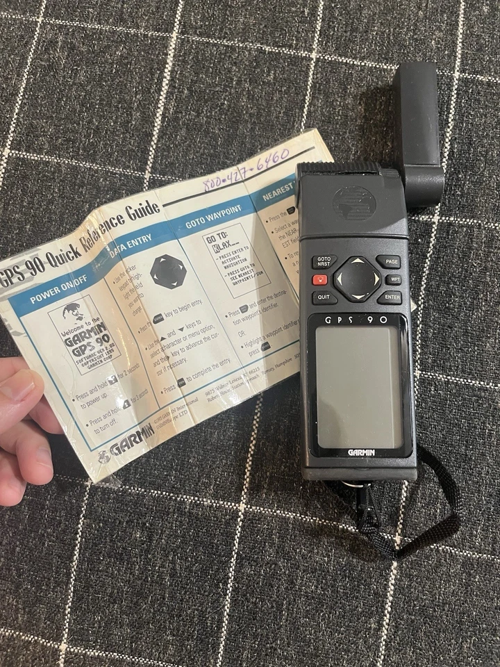 Garmin GPS 90 Handheld Personal Navigator Bundle GPS90 Used UNTESTED - Image 2 of 4