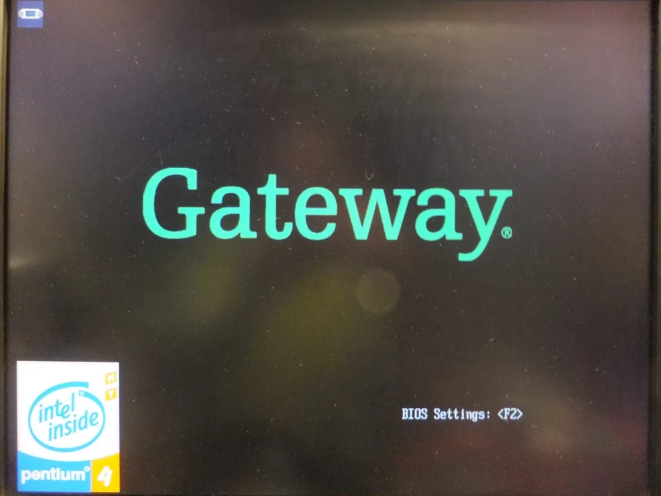 Gateway 831GM (INTEL C77881-306), LGA 775, Intel Motherboard +CPU HT 3GHz +512Mb - Image 3 of 4
