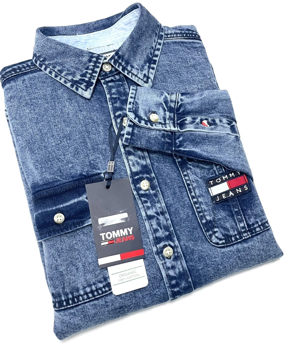 Tommy Hilfiger Men s Comfort Fit Tommy Badge Denim Shirt In Light