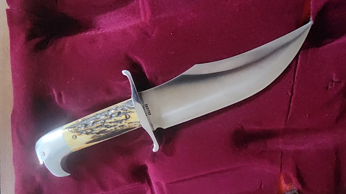 Ｂｏｗｉｅ　ｓｔｙｌｅ Original U.S. WWII Era Bowie Style Knife With Named Sheath