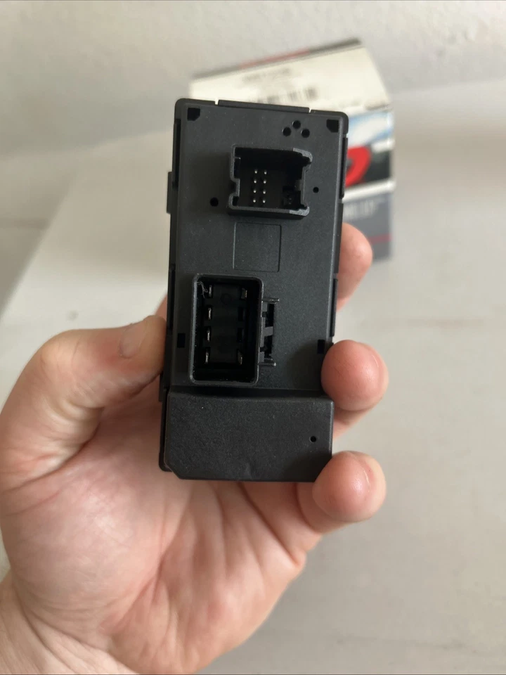 Interruptor ventana puerta-4 puertas delantero izquierdo BWD WST236 Chevy y GM Foto 4 de 4