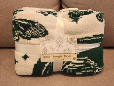 Wicked: For Good x Katie Kime Feather Knit Throw Blanket Green