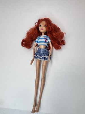 Winx Club 2012 Bloom Basic Fashion Doll