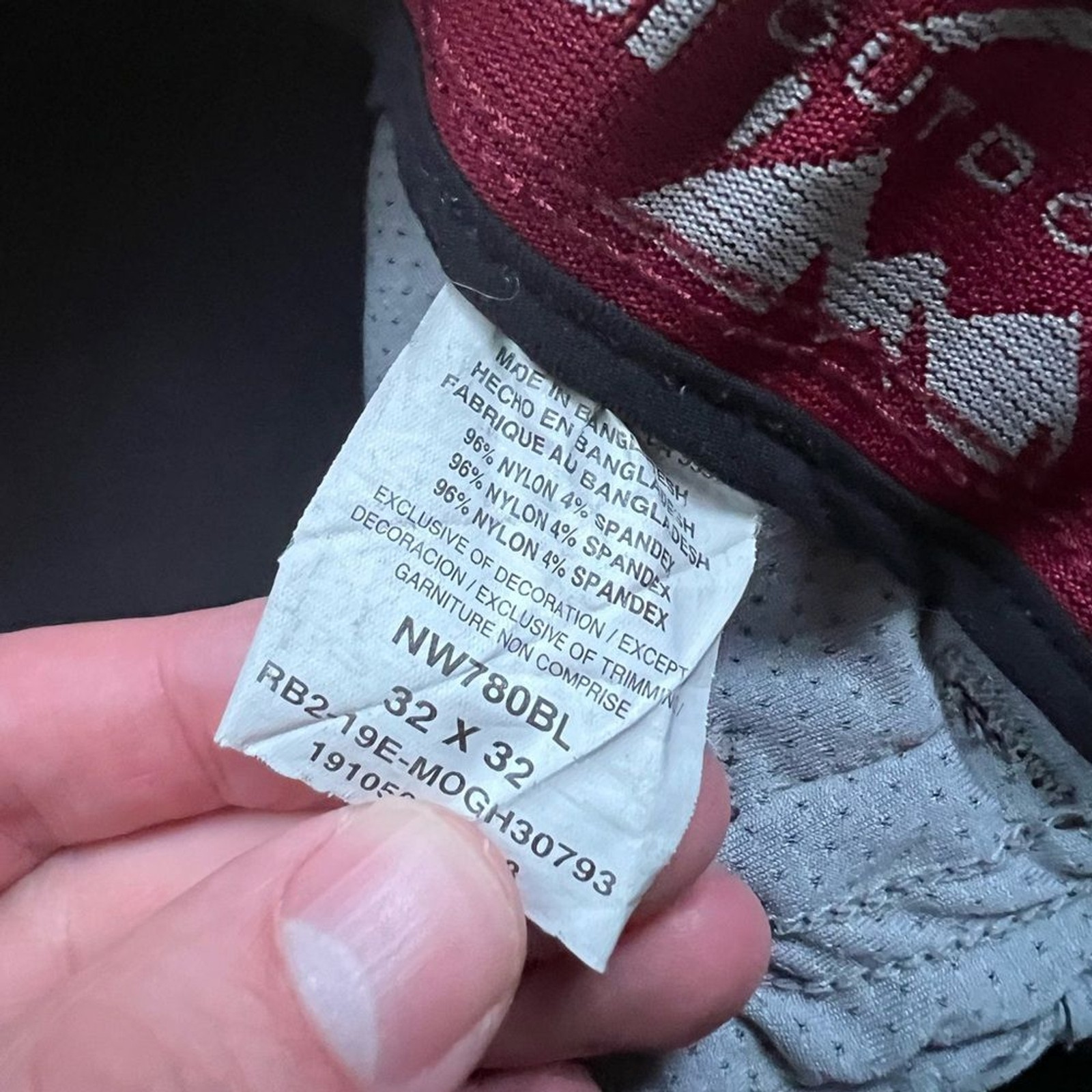 Wrangler ATG Men’s 32x32 Cargo Pants Black Hiking Stretch Utility Outdoors Flaw*