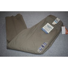 Dockers Pants Mens Size 36 x 31 Pleated Khakis Chinos FLAT Relaxed Fit NEW