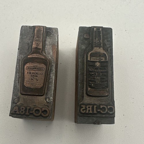 12 1.5” Hiram Walker Bottles Lot Scotch Gin Rum Brandy Letterpress Print Block - Picture 8 of 9