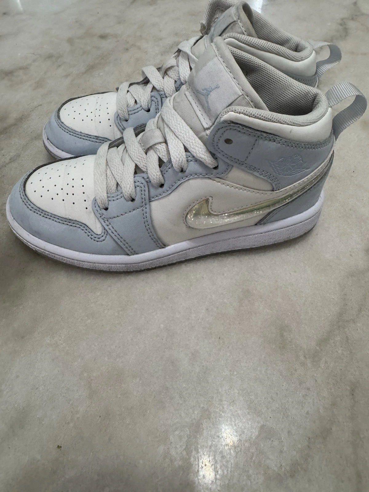 13c Air Jordan 1 Mid GS "Glitter"