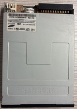 سامسونج 3.5" 1.44MB SFD-321B/LBL1 Floppy Disk قرص أسود مستعمل Great Condition
