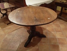 TAVOLO ROTONDO ANTICO IN LEGNO DI NOCE ‘800