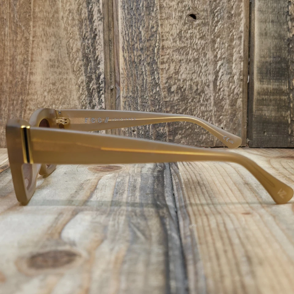 GAFAS DE SOL VONZIPPER FAWN PARA MUJER ~ CHARLES BRONZSON / LENTES DEGRADADAS MARRONES PEQUEÑAS/MEDIANAS Foto 3 de 4