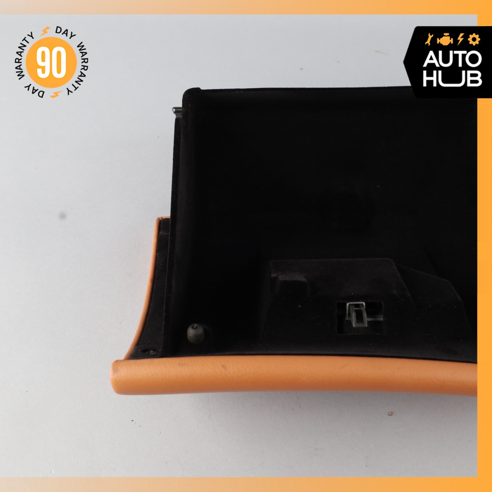 02-07 Maserati M138 GranSport Spyder Dashboard Dash Glove Box Glovebox OEM 46k