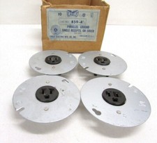 NOS LOT OF 4 EAGLE 15A 125V 4" PARALLEL GROUND SINGLE RECEPTS ON COVER 859-4