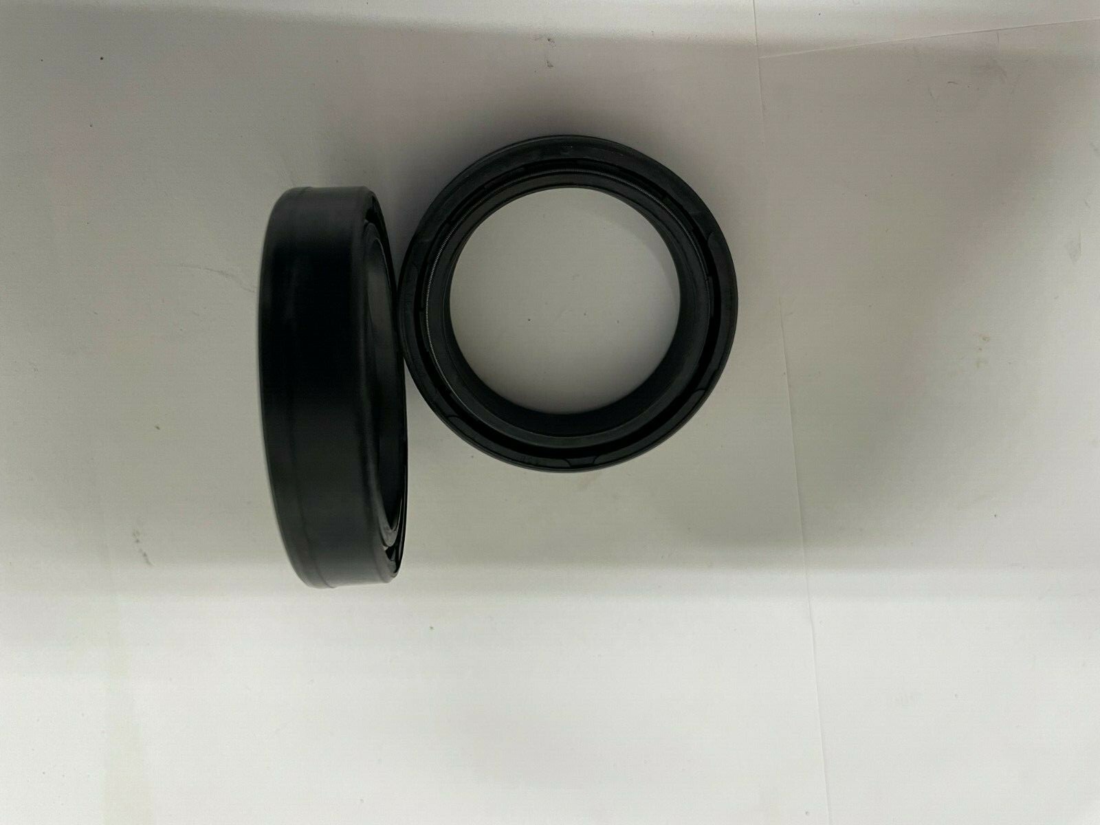 4587584A Fork Seals for Harley Davidson 41mm Softail Wide Glide FLT