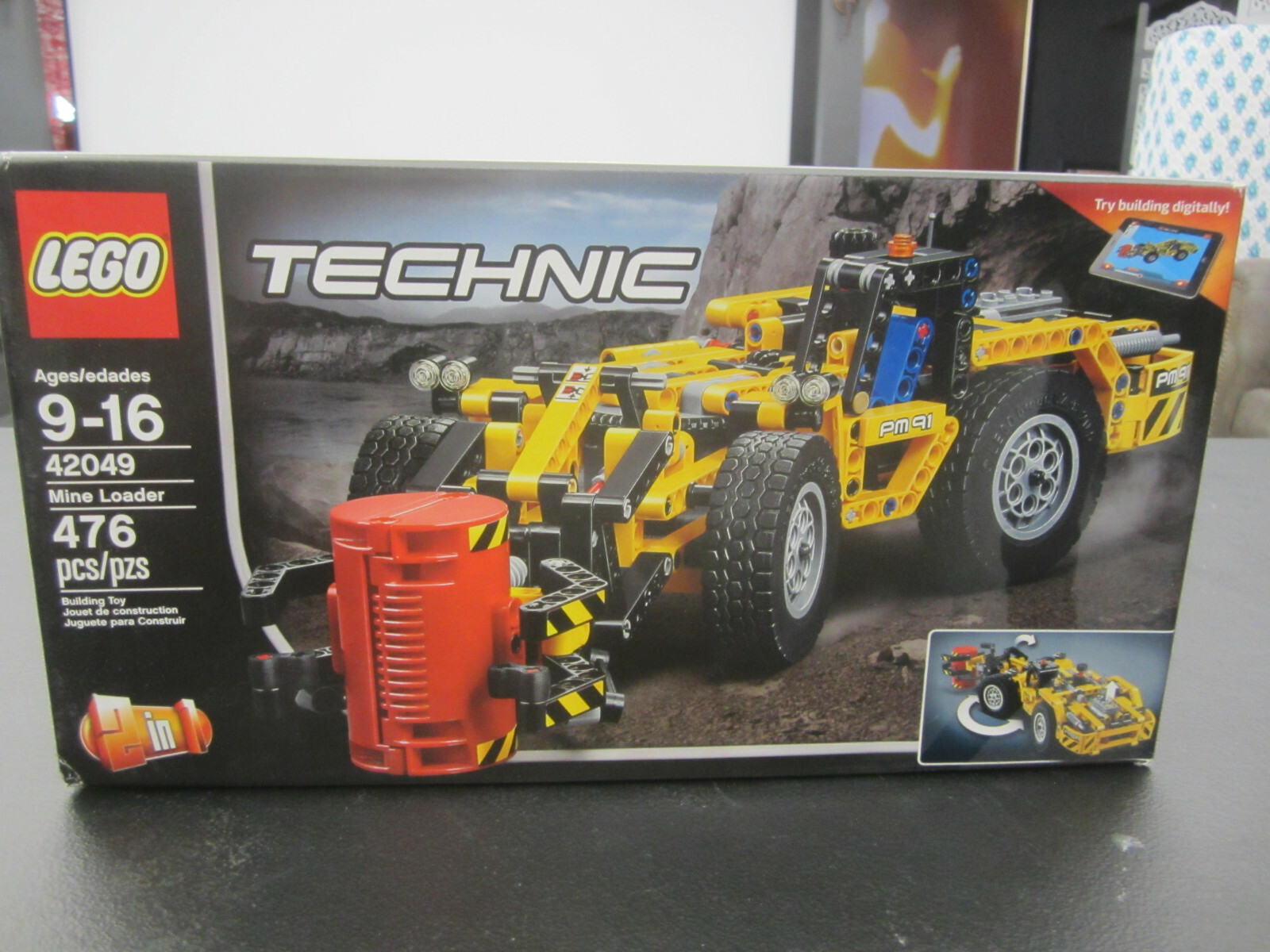 LEGO TECHNIC " Mine Loader " 42049 476 pieces NEW