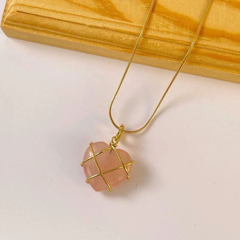Cute Pink Heart Barby Diamond Castle Necklaces Wrapped Heart