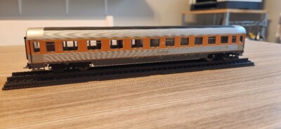 ROWA Supermodell 3202, Germany, HO DC, DB Class 1/2 Passenger Car, Item# E03.