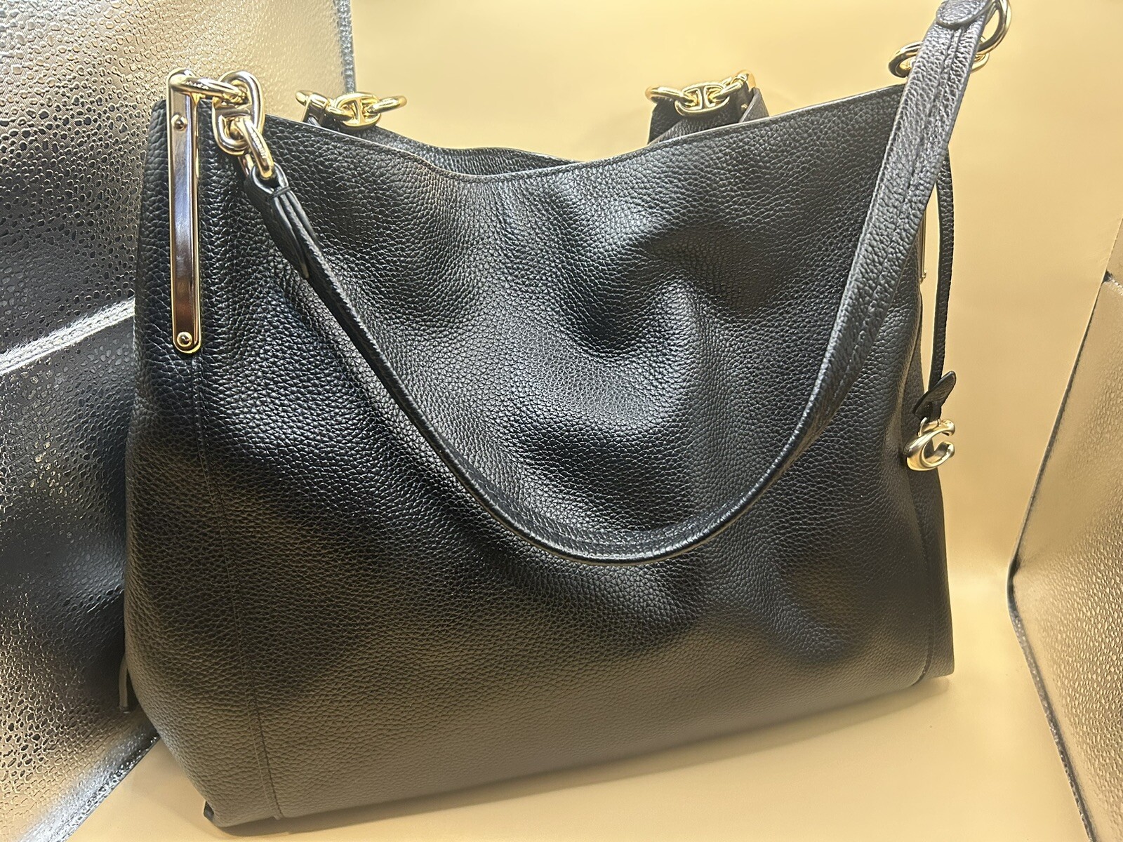 EUC Coach Dalton 31 Pebble Leather Shoulder Bag Black (73545 GDBLK